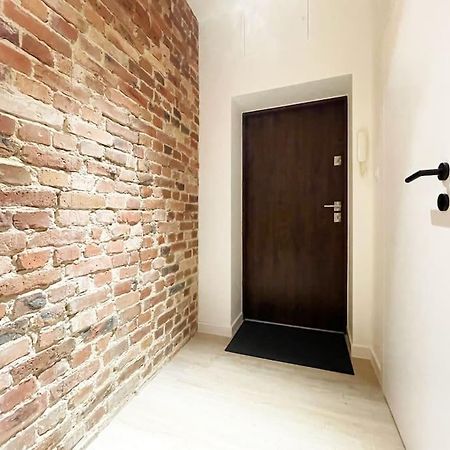 Nikiszowiec - Modern Silesian Apartment คาโตวีตเซ ภายนอก รูปภาพ